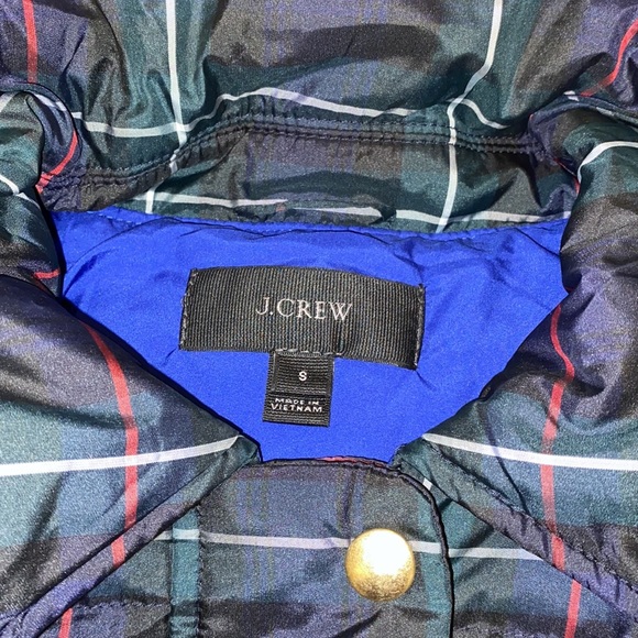 J. Crew women’s plaid down vest with detachable hood, size small - Picture 3 of 4